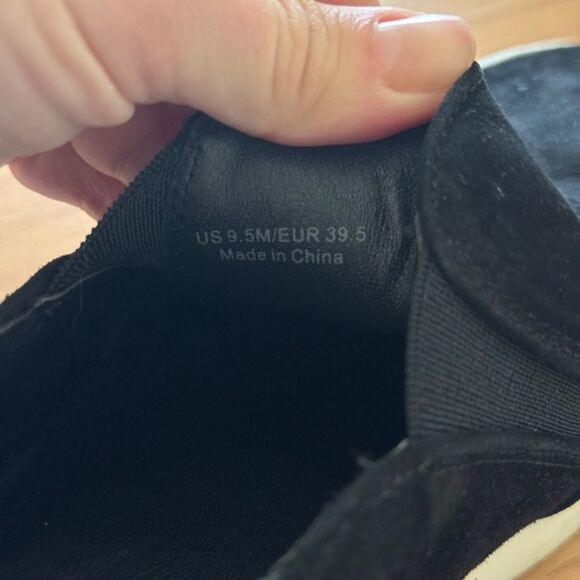 Vince Garvey Black Suede Slip On Sneakers | Size 9.5 - Picture 10 of 10